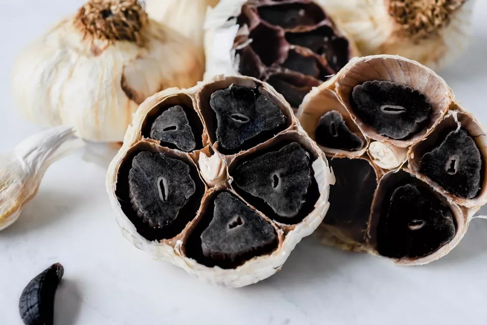 Did you know these Magical benefits of Black garlic