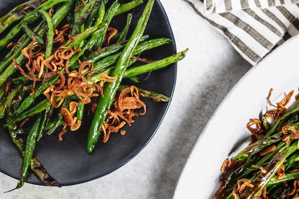 Green Beans with Charred Onions