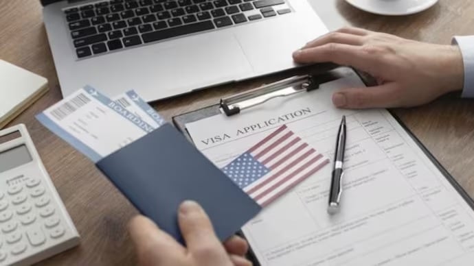 US Visas to Go ‘Paperless’ in 2024 – No More Passport Stamping